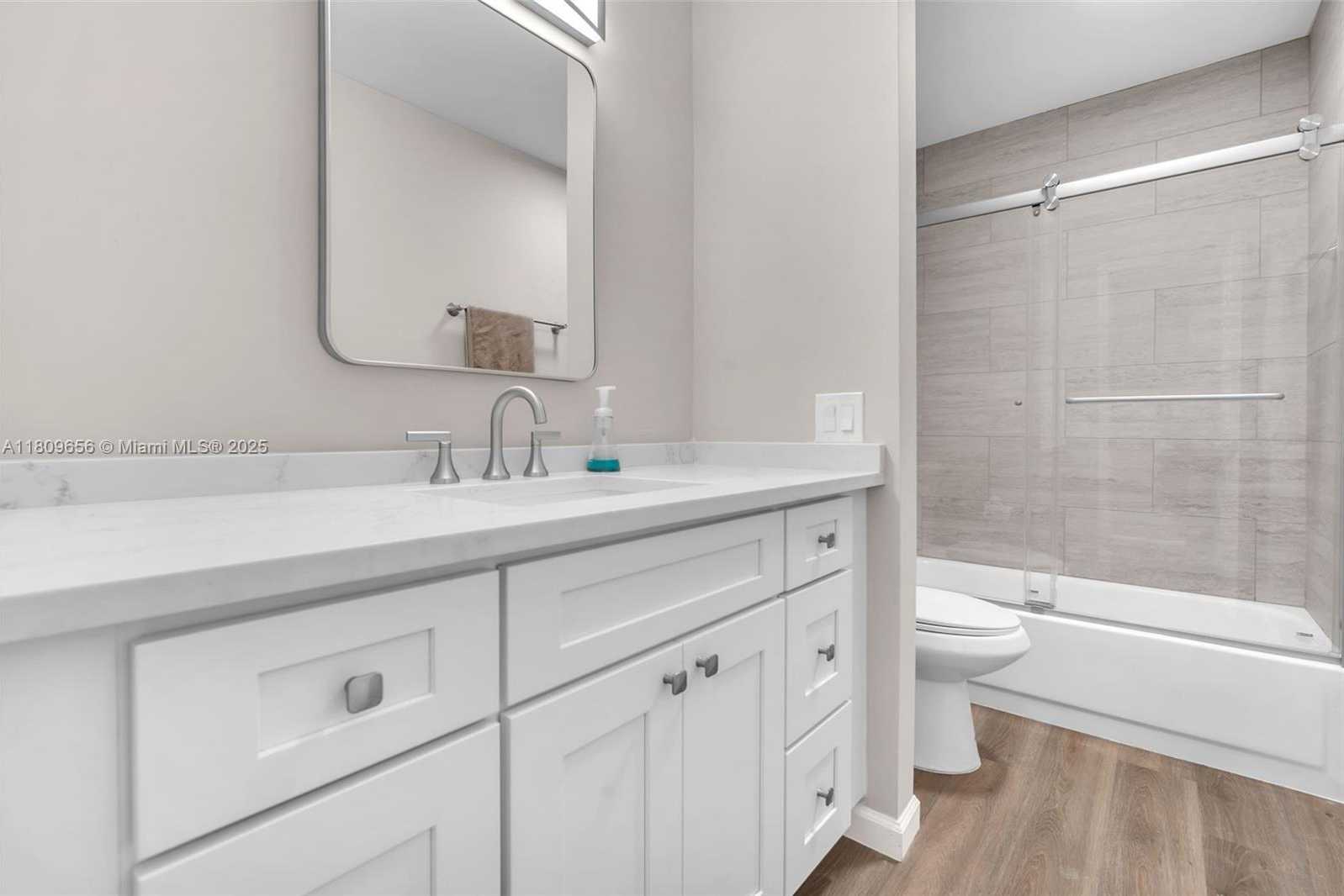 Small Image of 4271 SOUTH WEST 67TH TER, Davie Number 27