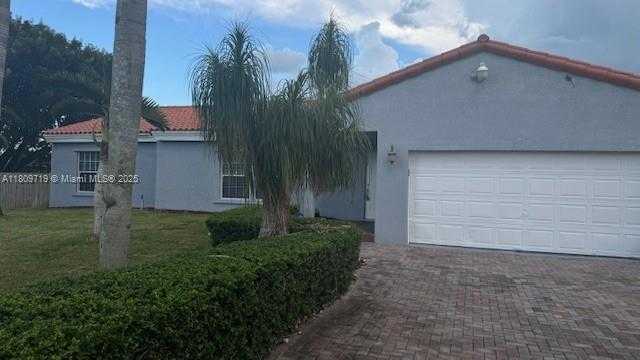Small Image of 21080 SW 242nd St, Homestead, FL 33031, USA Number 27