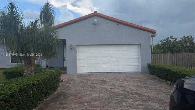 Small Image of 21080 SW 242nd St, Homestead, FL 33031, USA Number 30