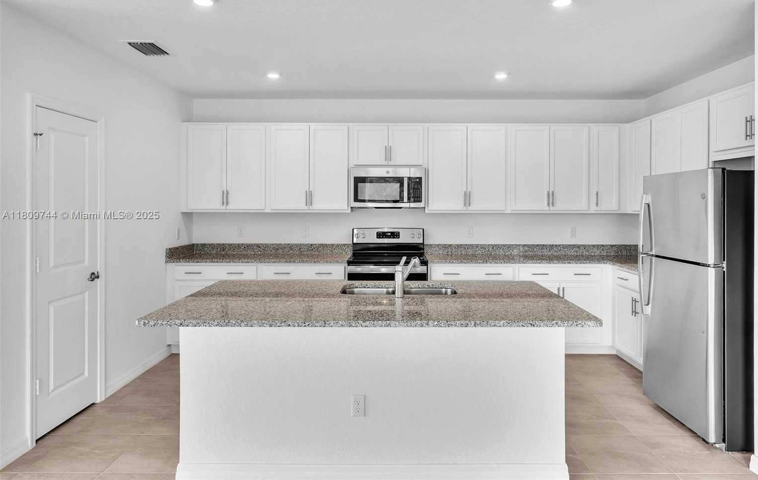 Small Image of 1130 SOUTH WEST JERICHO AVE, Port St. Lucie Number 10