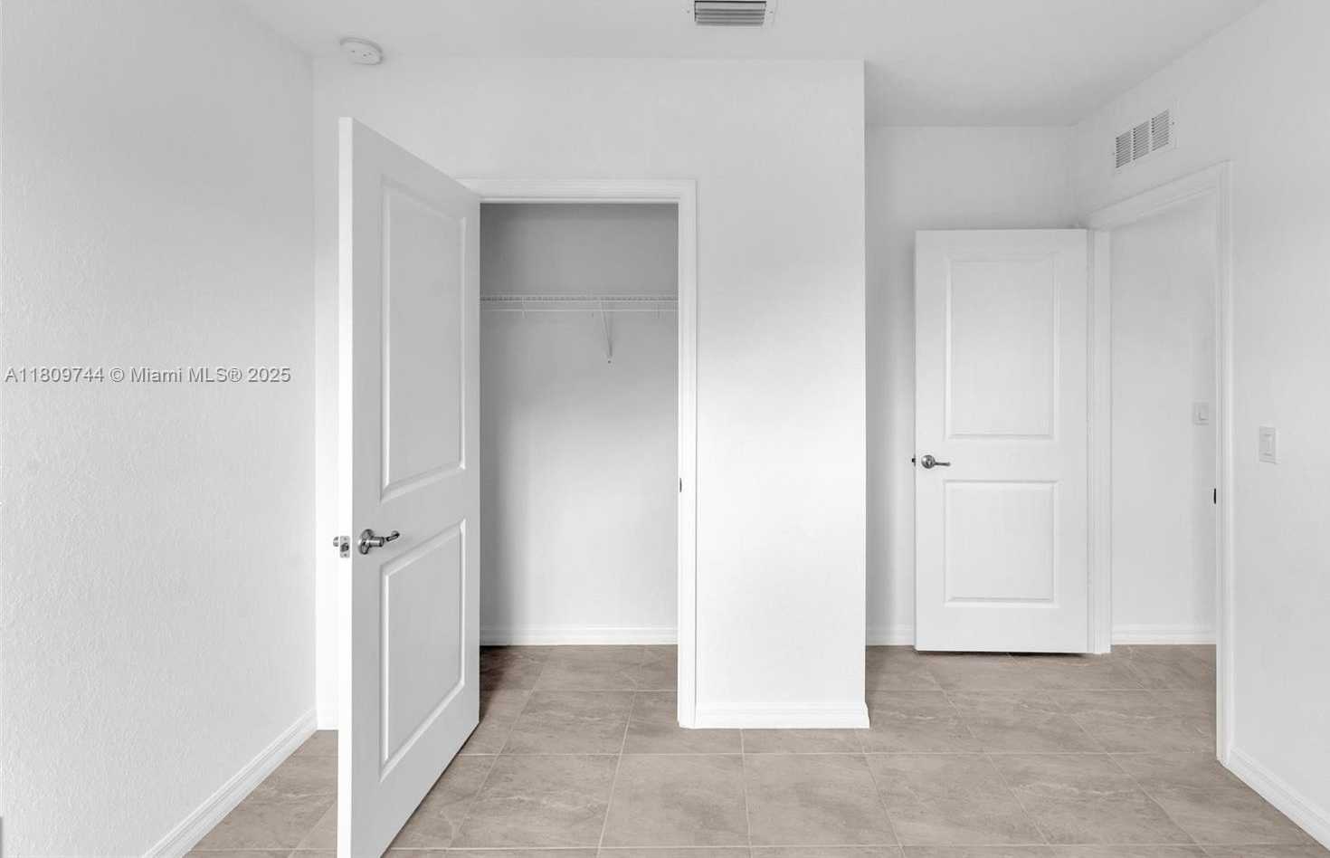 Small Image of 1130 SOUTH WEST JERICHO AVE, Port St. Lucie Number 25