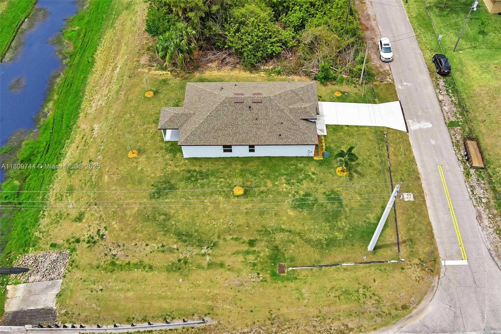 Small Image of 1130 SOUTH WEST JERICHO AVE, Port St. Lucie Number 52