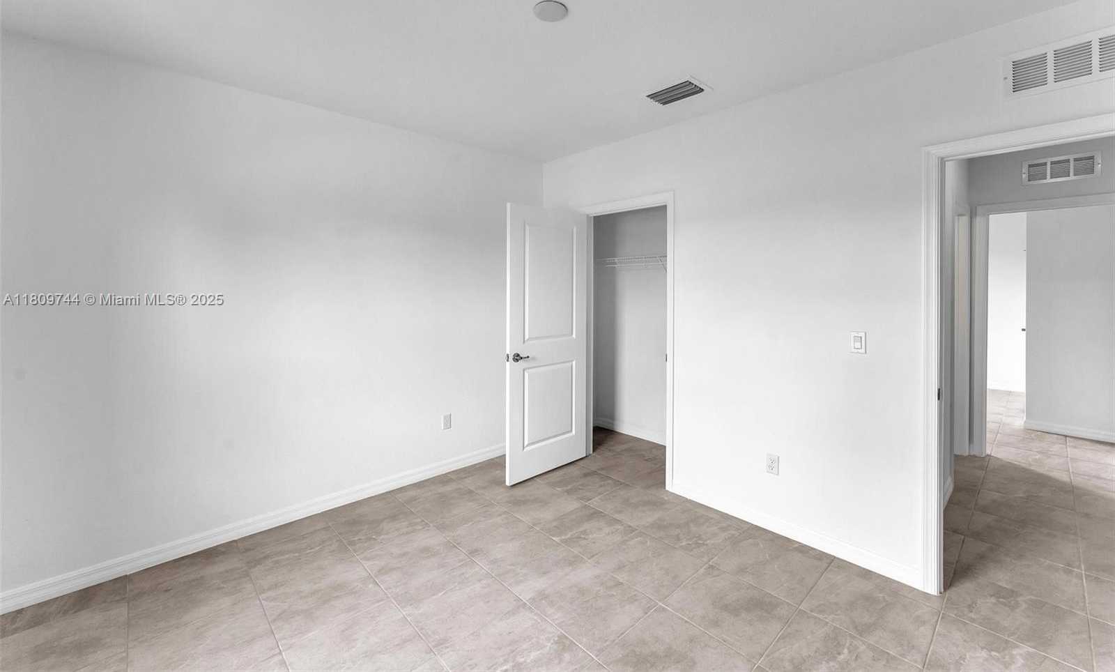 Small Image of 1130 SOUTH WEST JERICHO AVE, Port St. Lucie Number 9