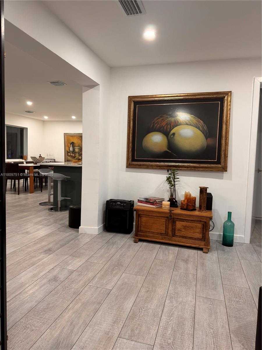 Small Image of 501 SOUTH WEST 18TH ST, Pompano Beach Number 23