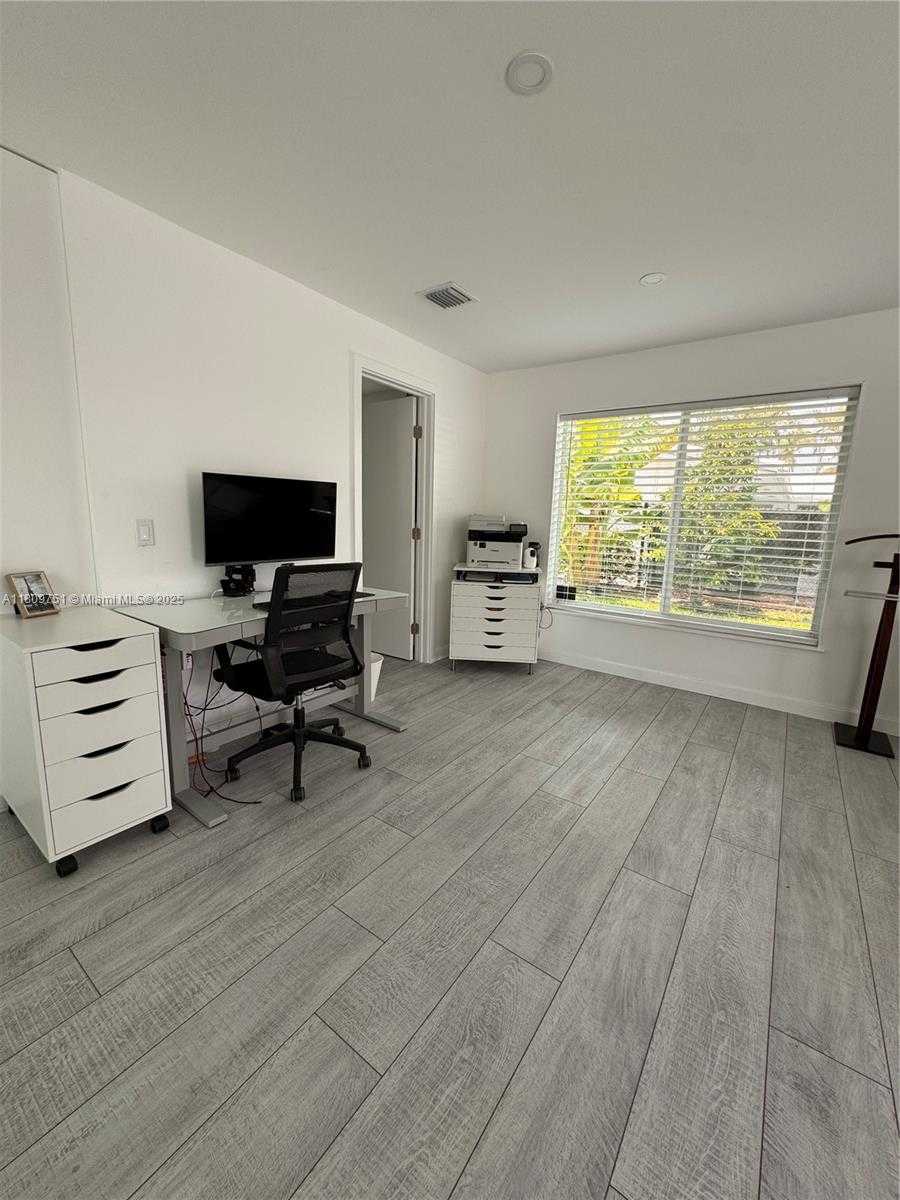 Small Image of 501 SOUTH WEST 18TH ST, Pompano Beach Number 29