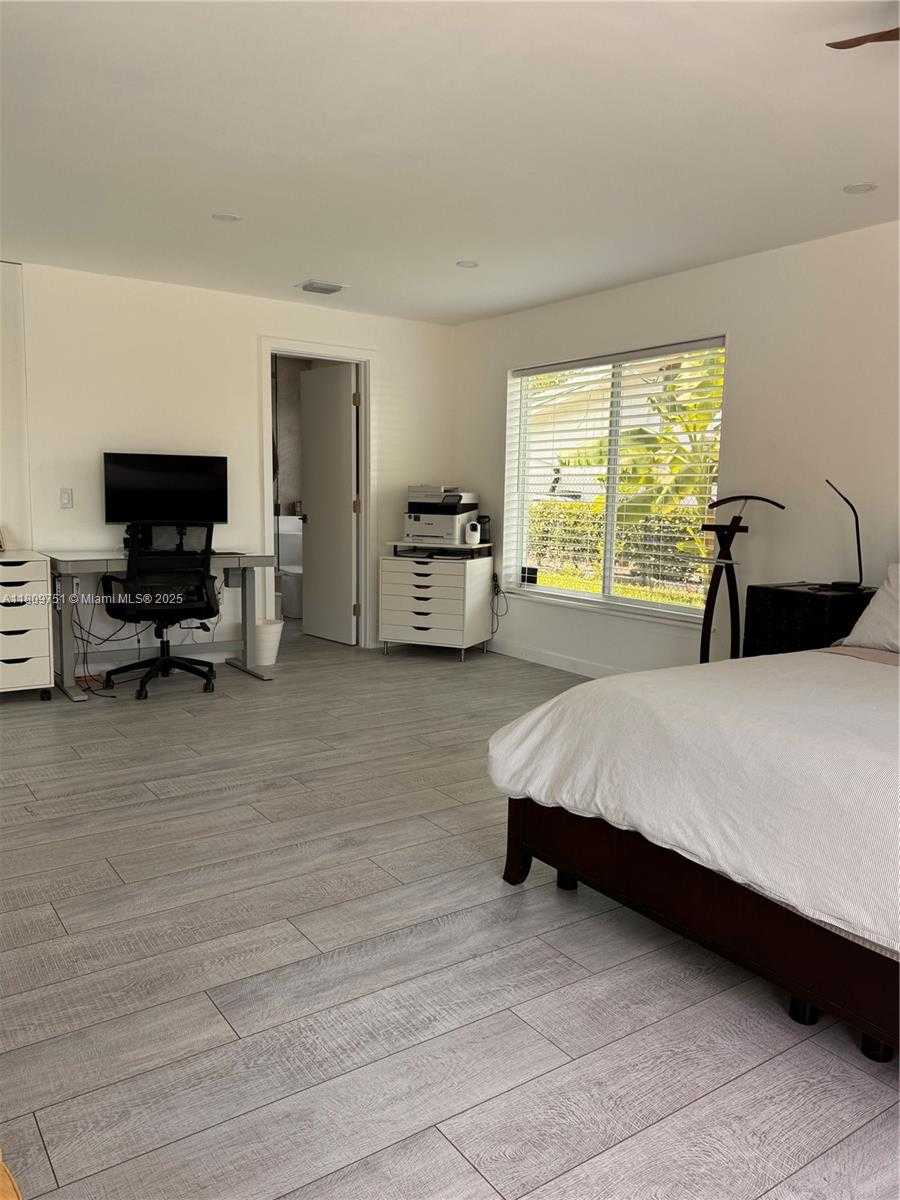 Small Image of 501 SOUTH WEST 18TH ST, Pompano Beach Number 40