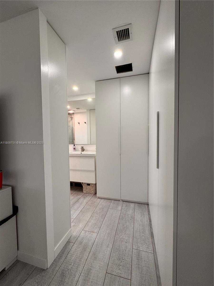 Small Image of 501 SOUTH WEST 18TH ST, Pompano Beach Number 54