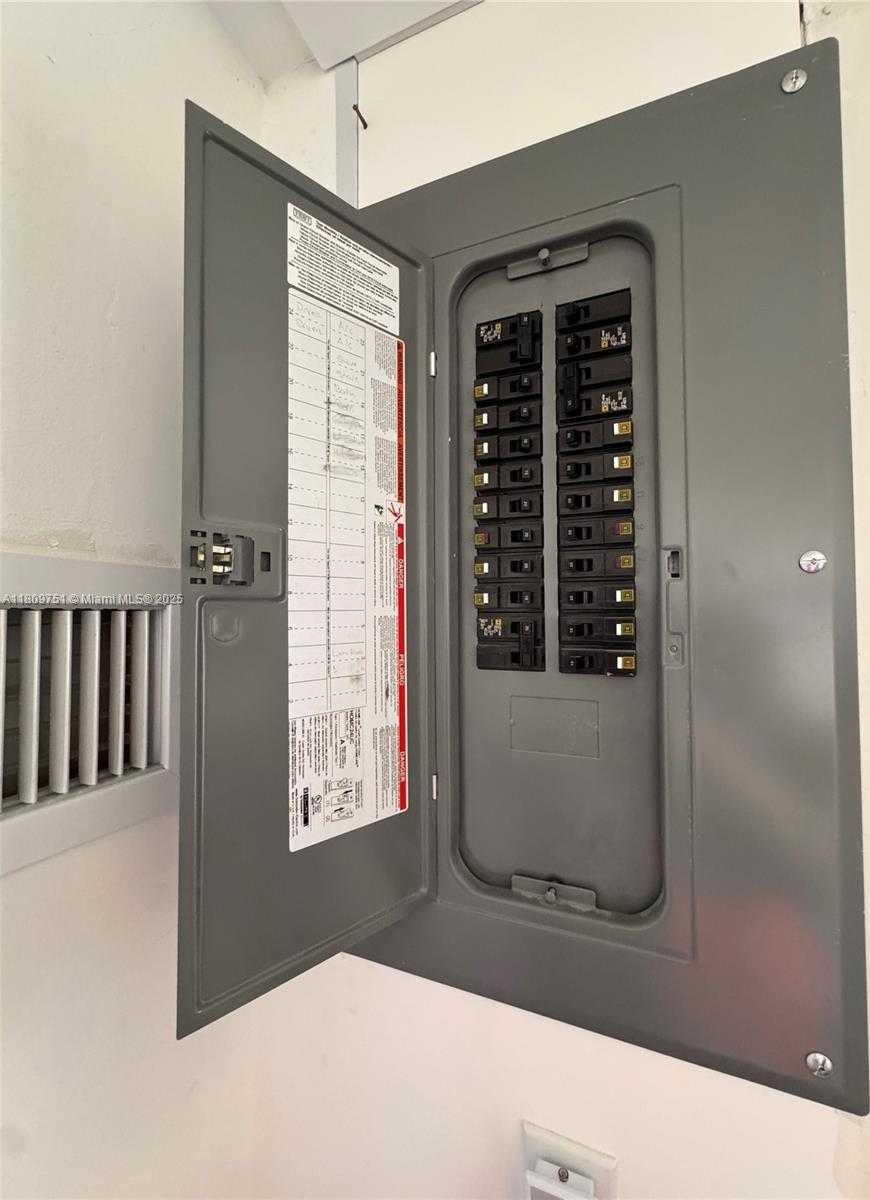 Small Image of 501 SOUTH WEST 18TH ST, Pompano Beach Number 76