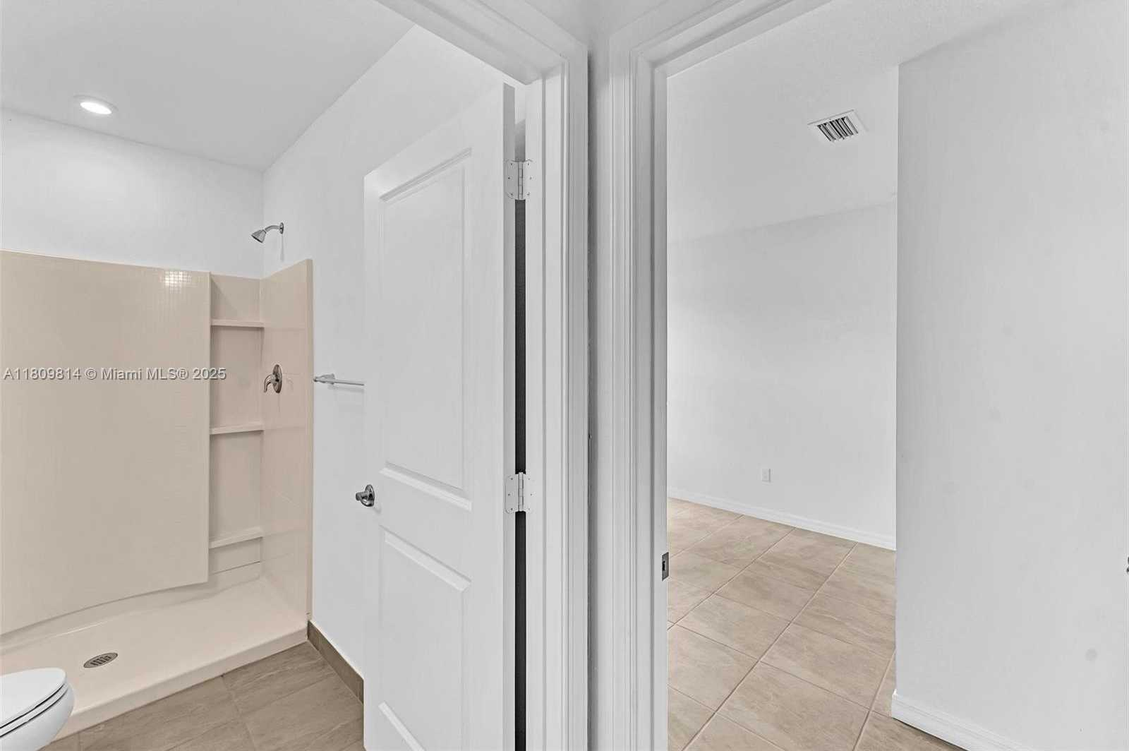 Small Image of 2033 SOUTH WEST CASTINET LN, Port St. Lucie Number 18