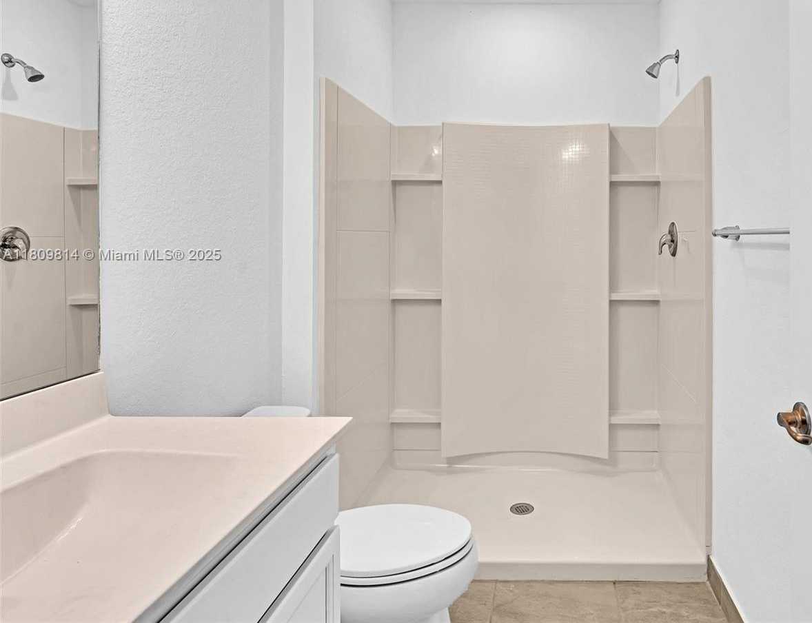 Small Image of 2033 SOUTH WEST CASTINET LN, Port St. Lucie Number 20