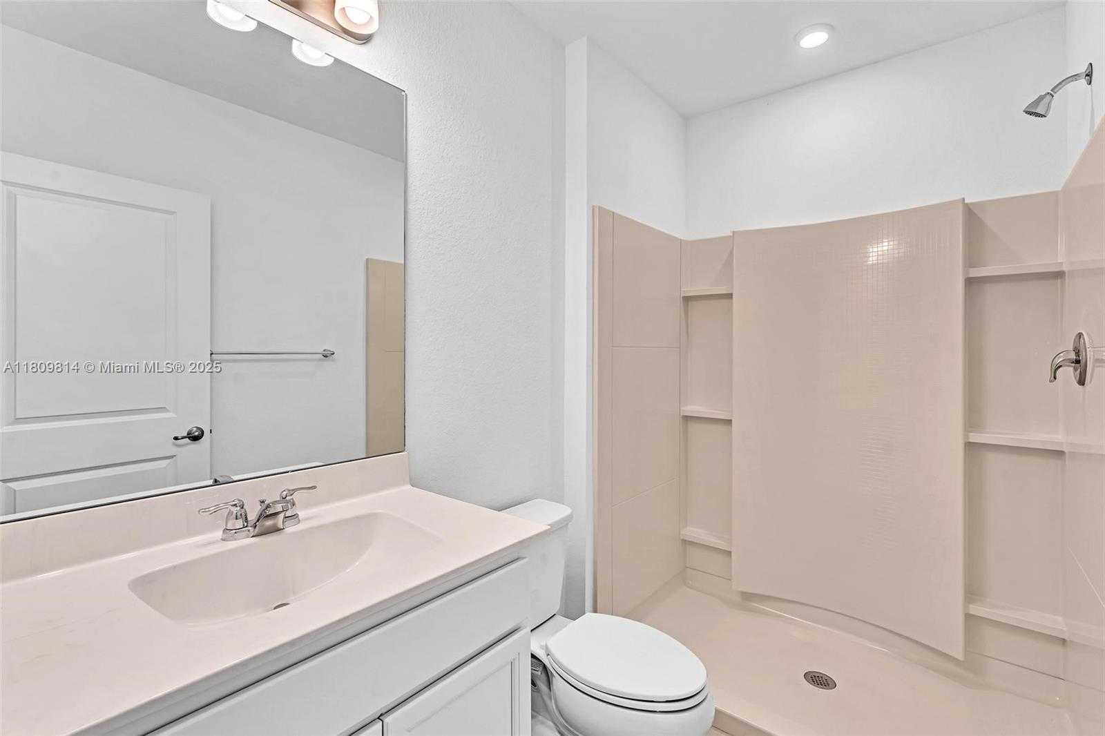 Small Image of 2033 SOUTH WEST CASTINET LN, Port St. Lucie Number 21