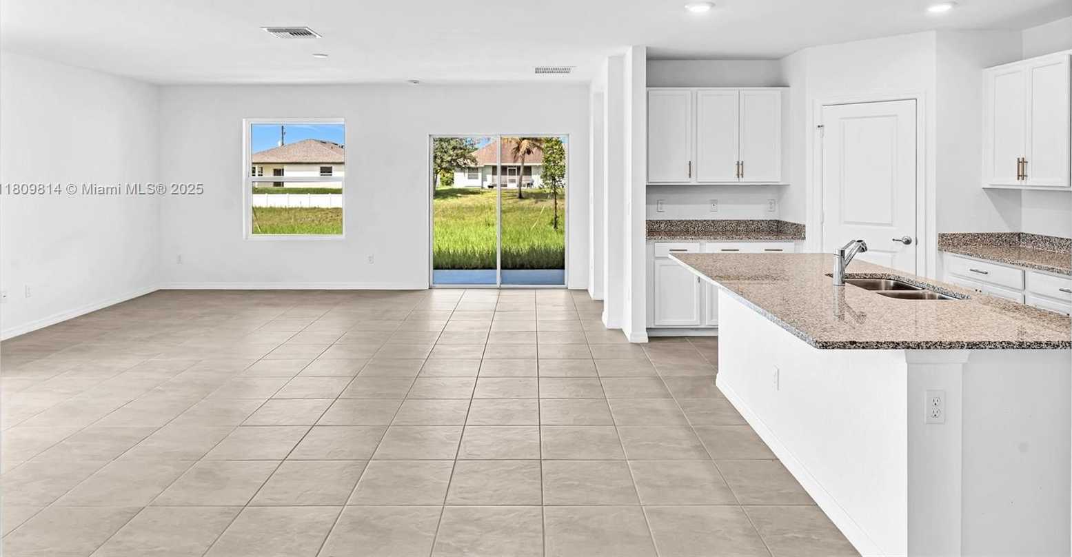Small Image of 2033 SOUTH WEST CASTINET LN, Port St. Lucie Number 5