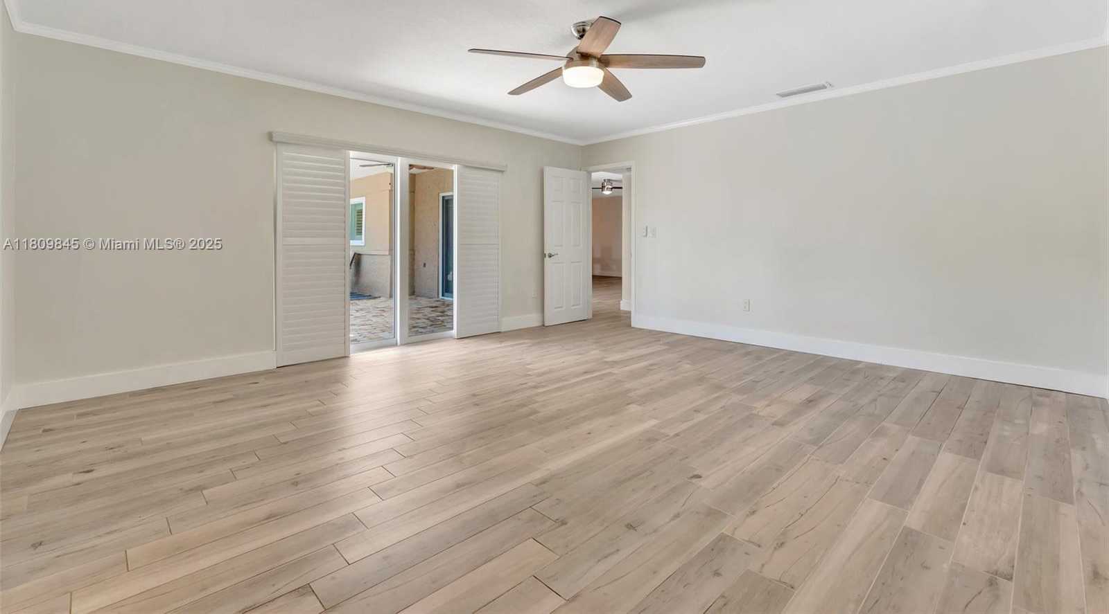 Small Image of 651 EAST LAKE DASHA DR, Plantation Number 19