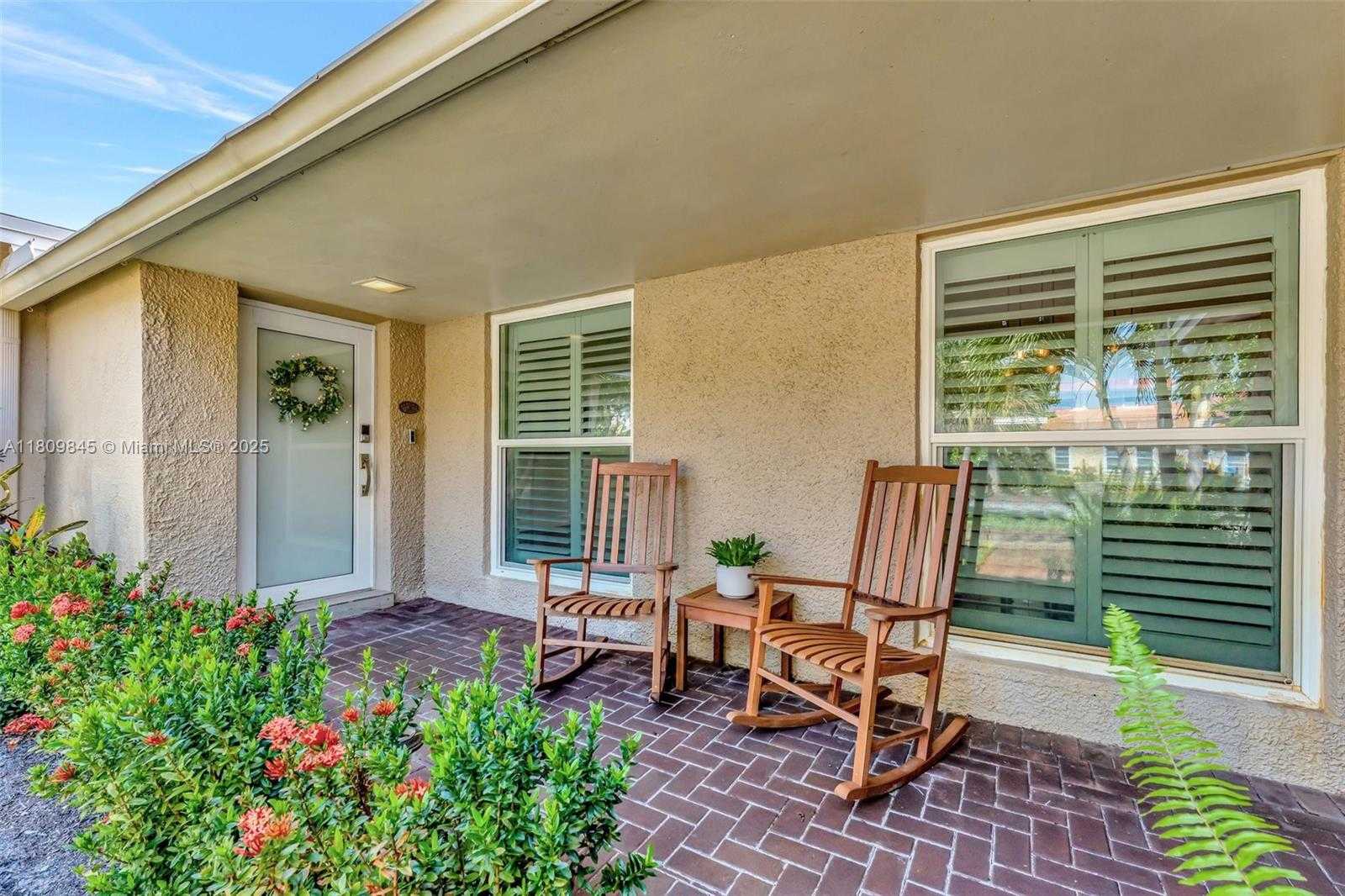 Small Image of 651 EAST LAKE DASHA DR, Plantation Number 39