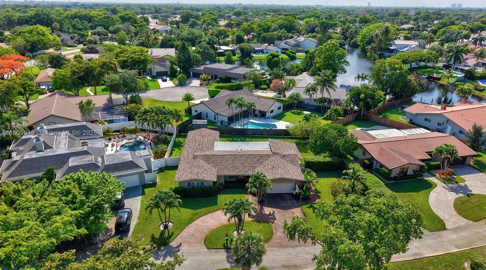 Small Image of 651 EAST LAKE DASHA DR, Plantation Number 48