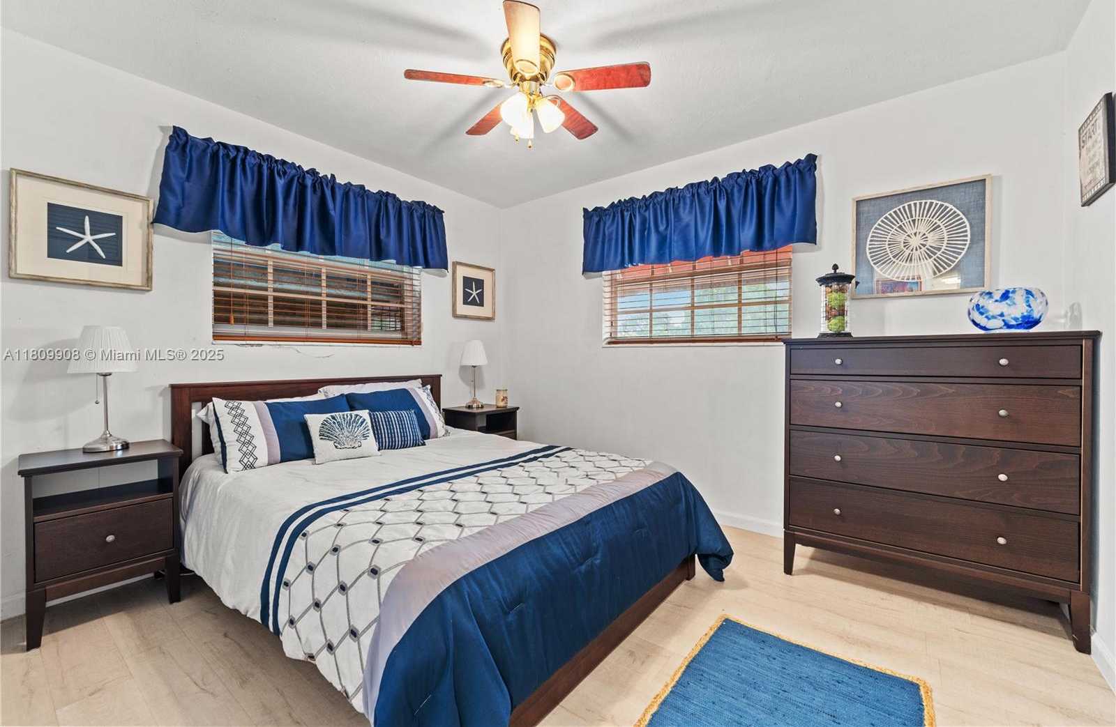 Small Image of 7051 SOUTH WEST 2ND CT, Pembroke Pines Number 11