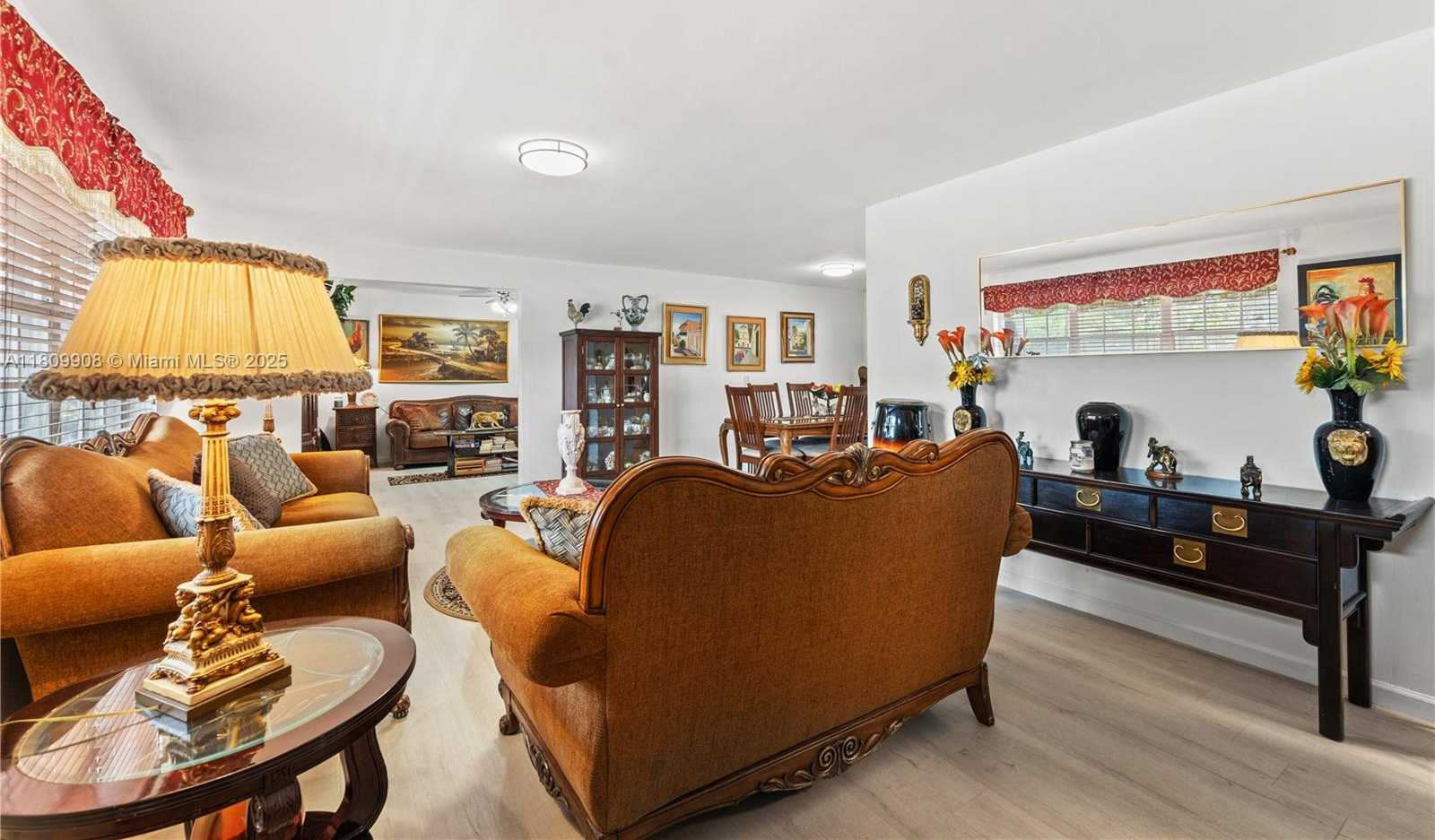 Small Image of 7051 SOUTH WEST 2ND CT, Pembroke Pines Number 2