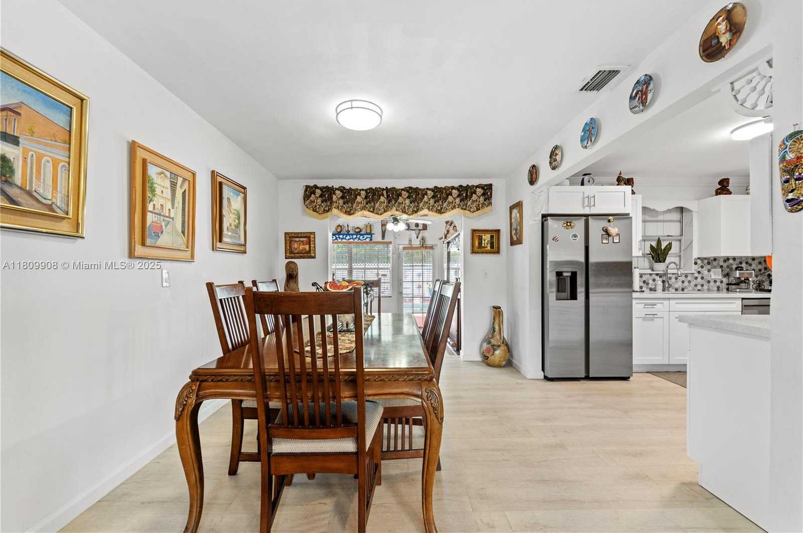 Small Image of 7051 SOUTH WEST 2ND CT, Pembroke Pines Number 6