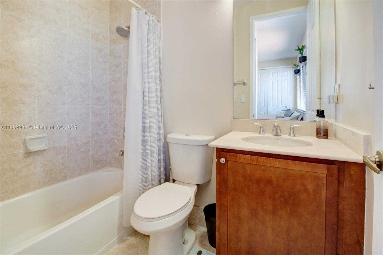 Small Image of 7753 SOUTH WEST 193RD ST, Cutler Bay Number 29