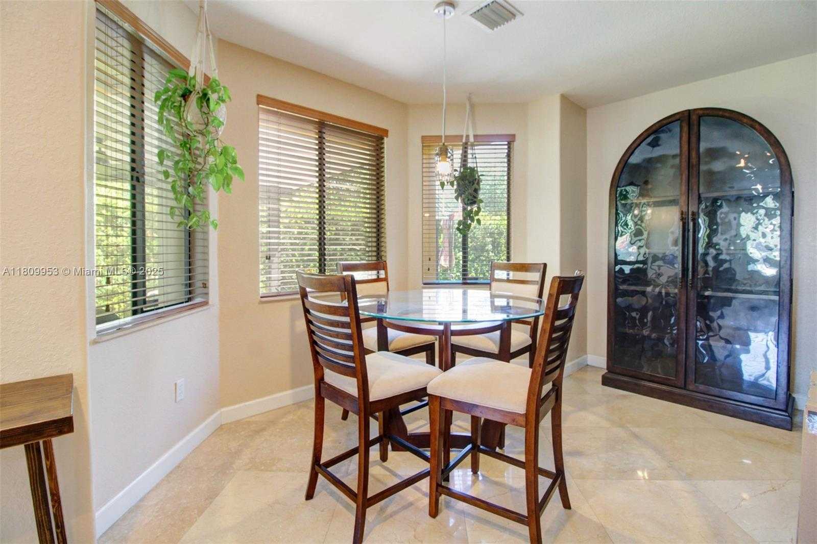 Small Image of 7753 SOUTH WEST 193RD ST, Cutler Bay Number 34
