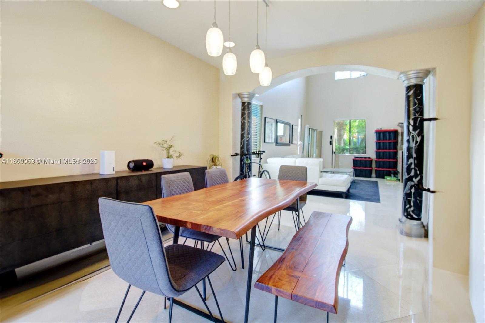 Small Image of 7753 SOUTH WEST 193RD ST, Cutler Bay Number 9