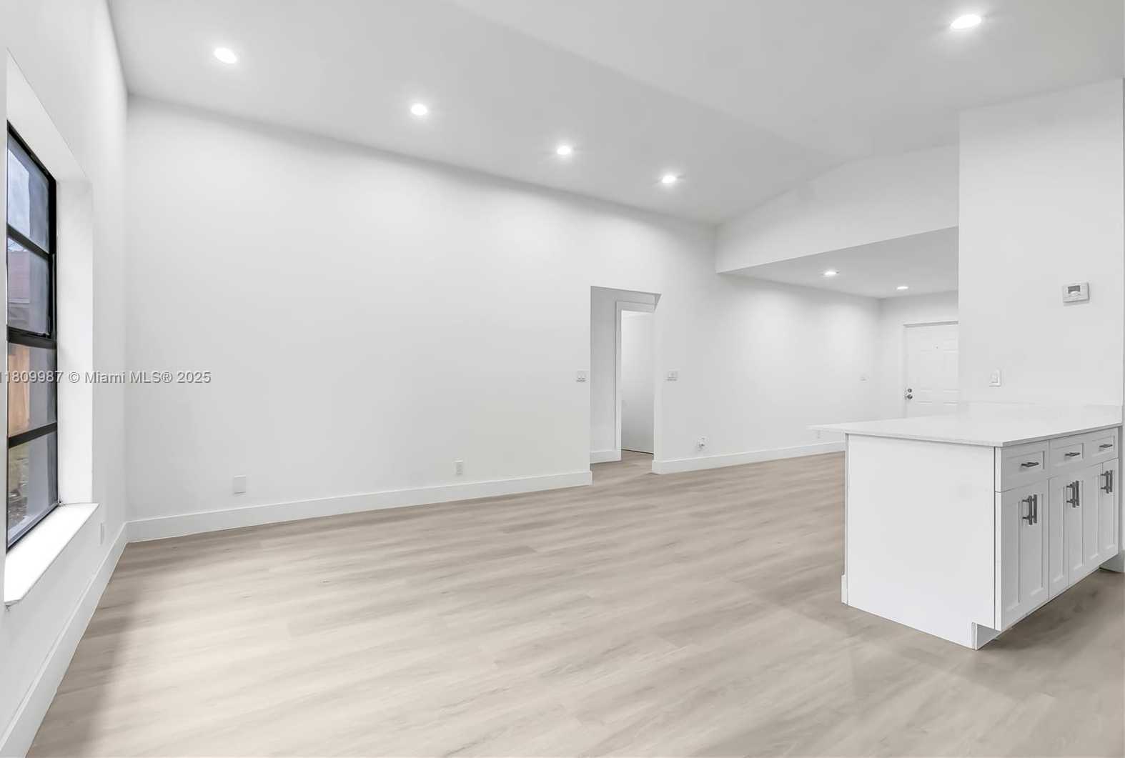 Small Image of 235 SOUTH WEST 3RD CT, Deerfield Beach Number 7
