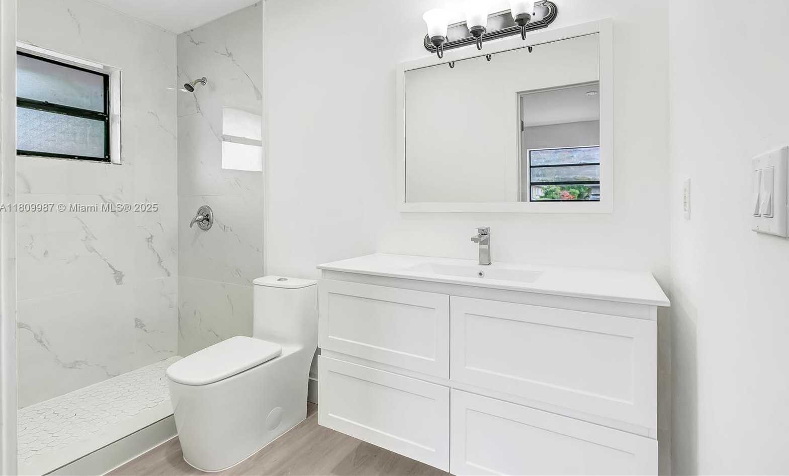 Small Image of 235 SOUTH WEST 3RD CT, Deerfield Beach Number 9