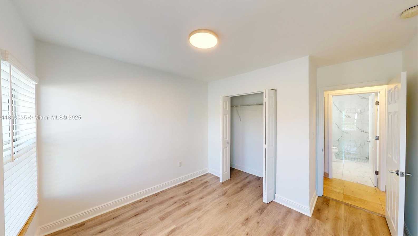 Small Image of 7 MONTILLA AVE, Coral Gables Number 20
