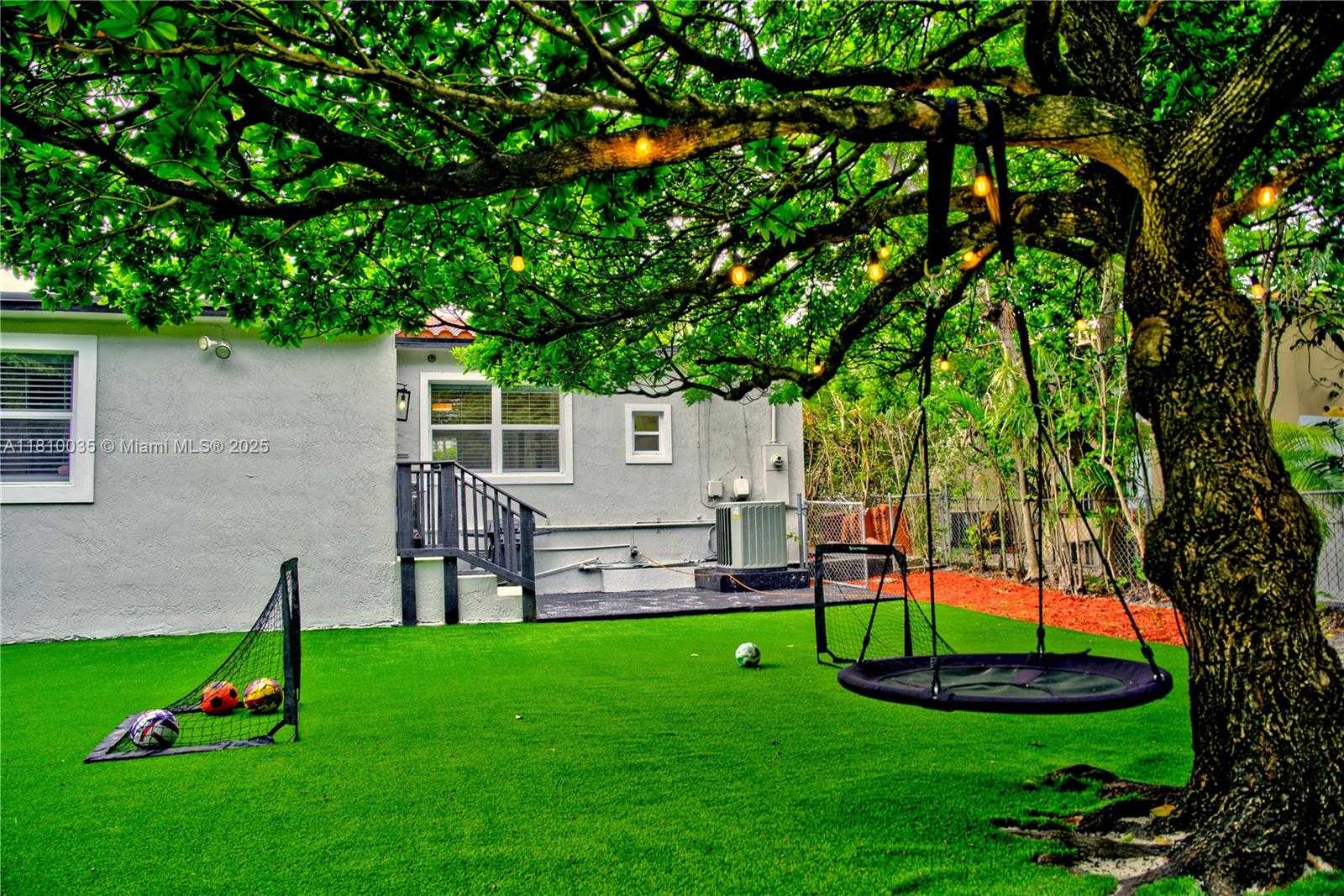 Small Image of 7 MONTILLA AVE, Coral Gables Number 32