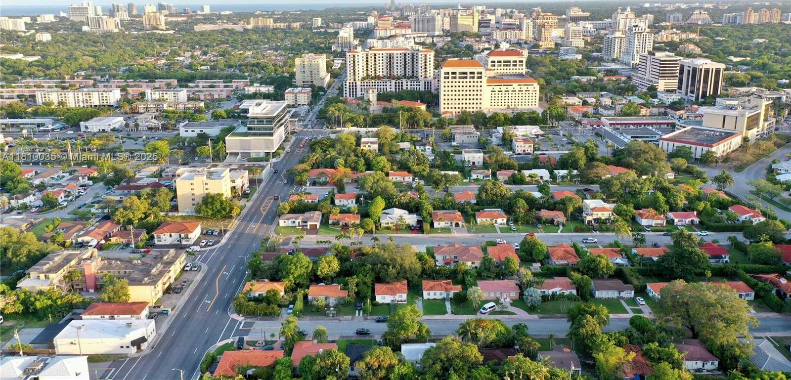 Small Image of 7 MONTILLA AVE, Coral Gables Number 42