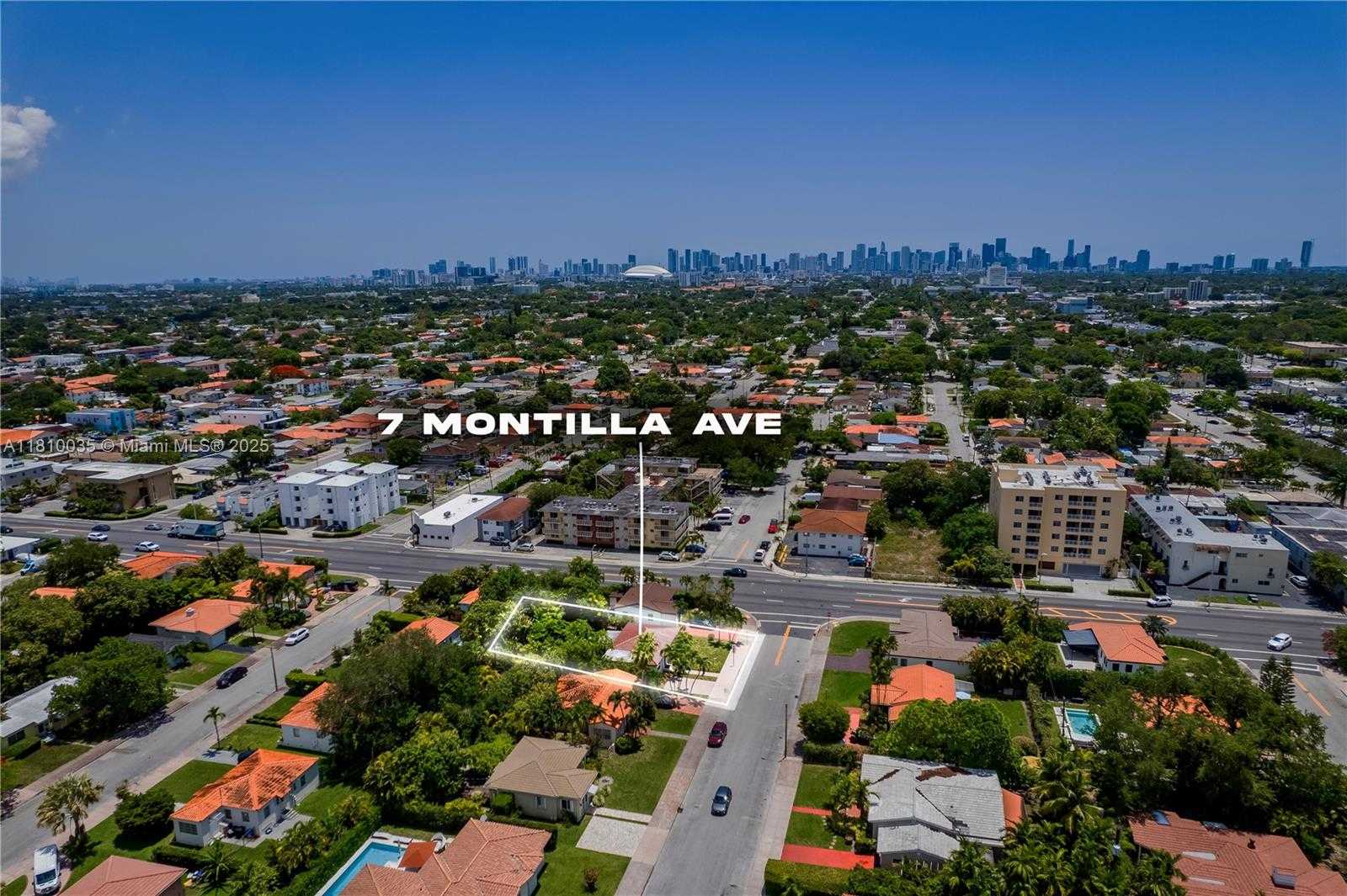 Small Image of 7 MONTILLA AVE, Coral Gables Number 43
