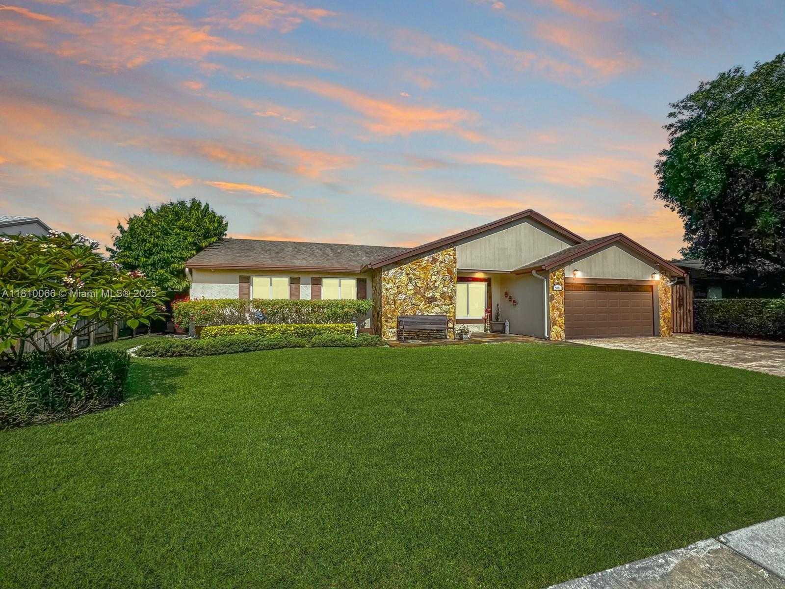 Small Image of 5071 SOUTH WEST 120TH AVE, Cooper City Number 3