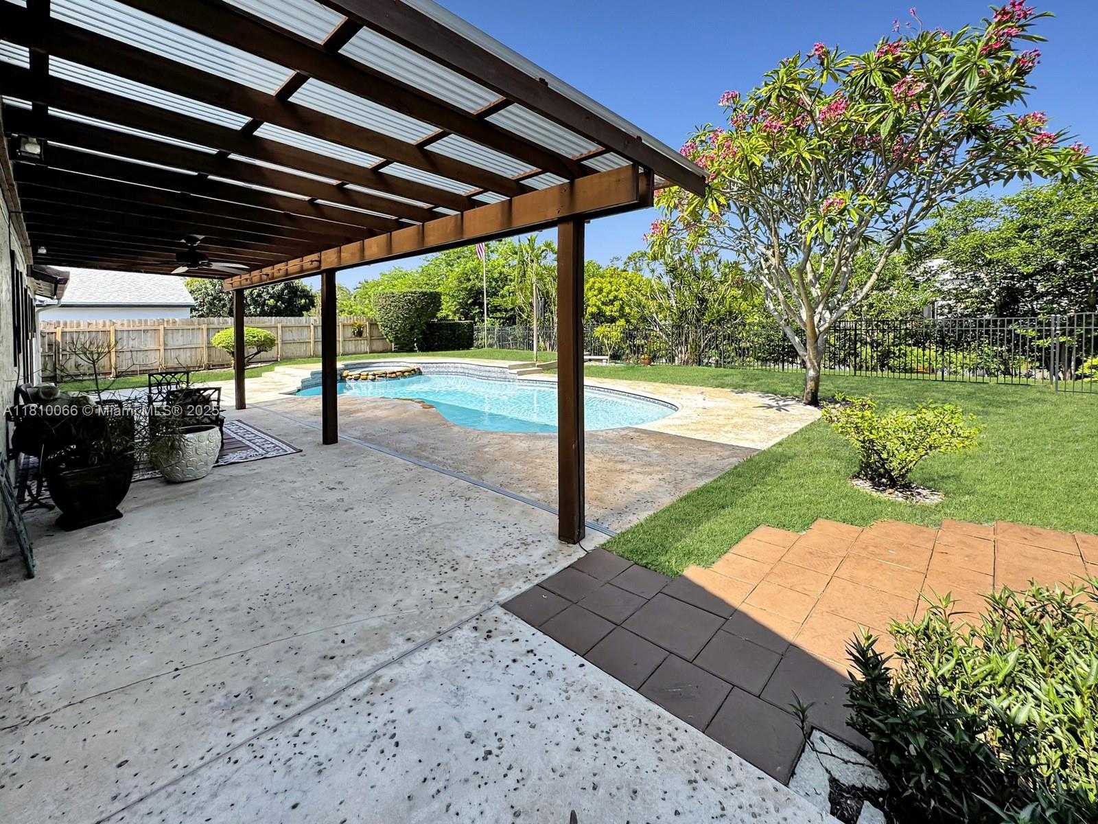Small Image of 5071 SOUTH WEST 120TH AVE, Cooper City Number 31