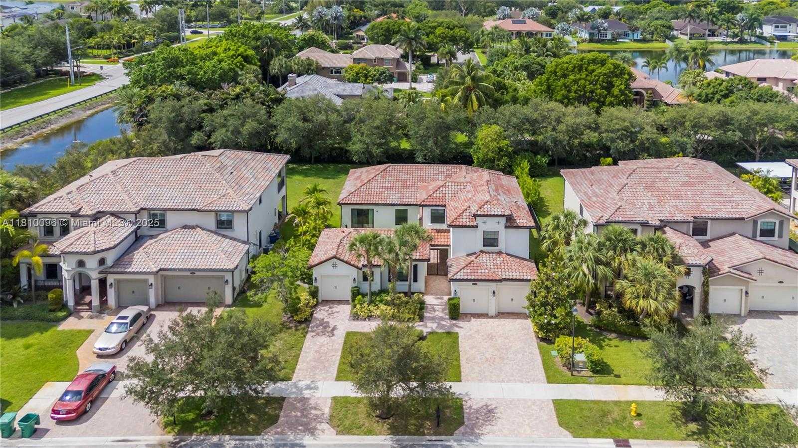 Small Image of 10630 SOUTH WEST 55TH ST, Cooper City Number 47