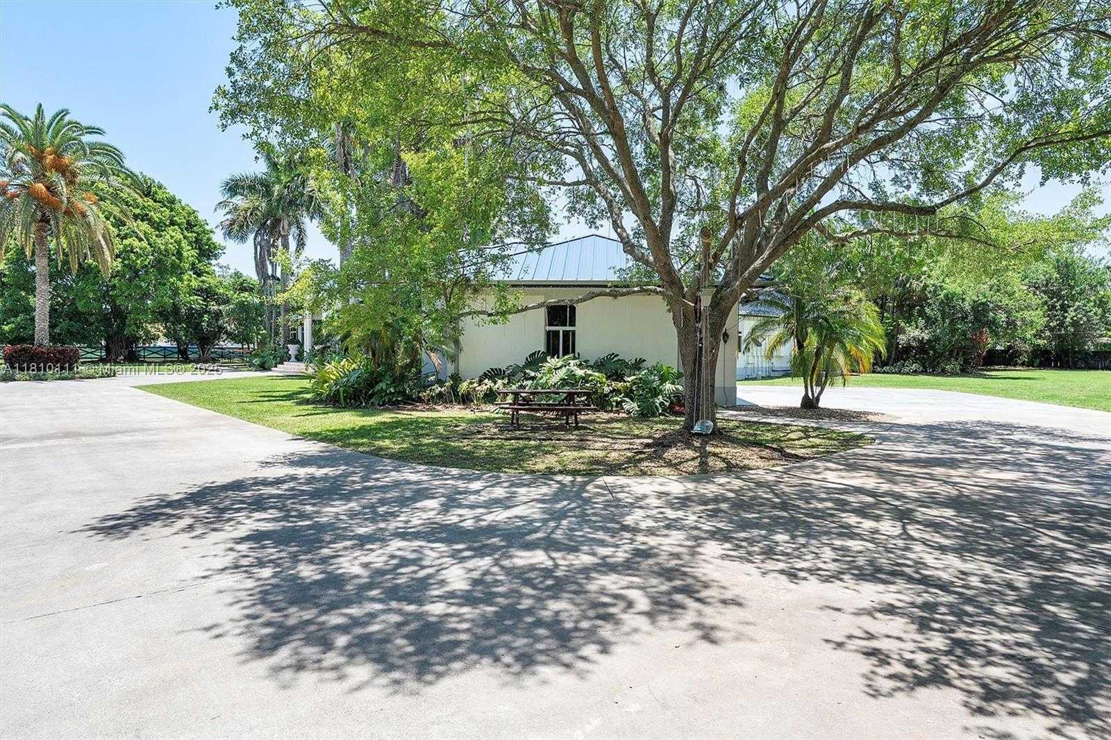 Small Image of 15960 SOUTH WEST 250TH ST, Homestead Number 70