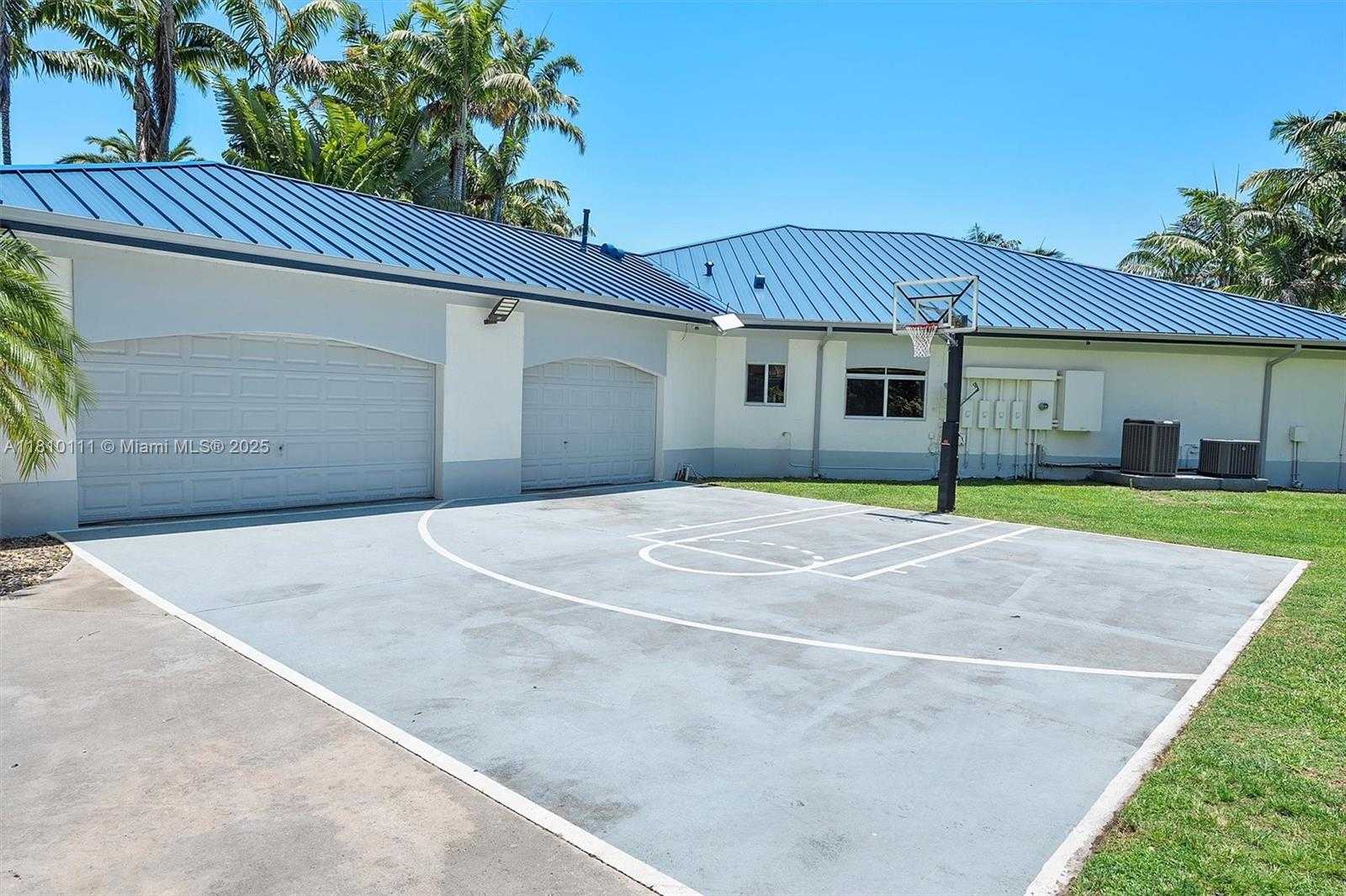 Small Image of 15960 SOUTH WEST 250TH ST, Homestead Number 71