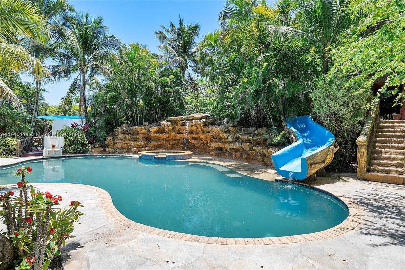 Small Image of 15960 SOUTH WEST 250TH ST, Homestead Number 74