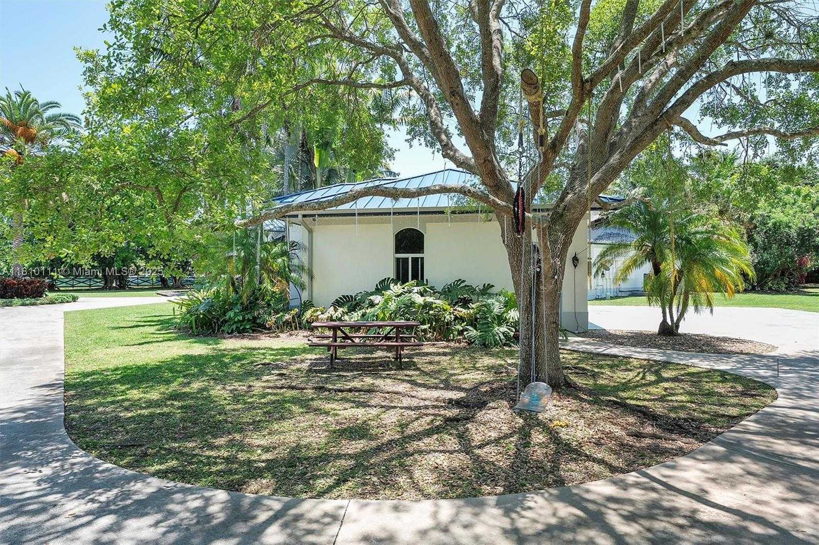 Small Image of 15960 SOUTH WEST 250TH ST, Homestead Number 78