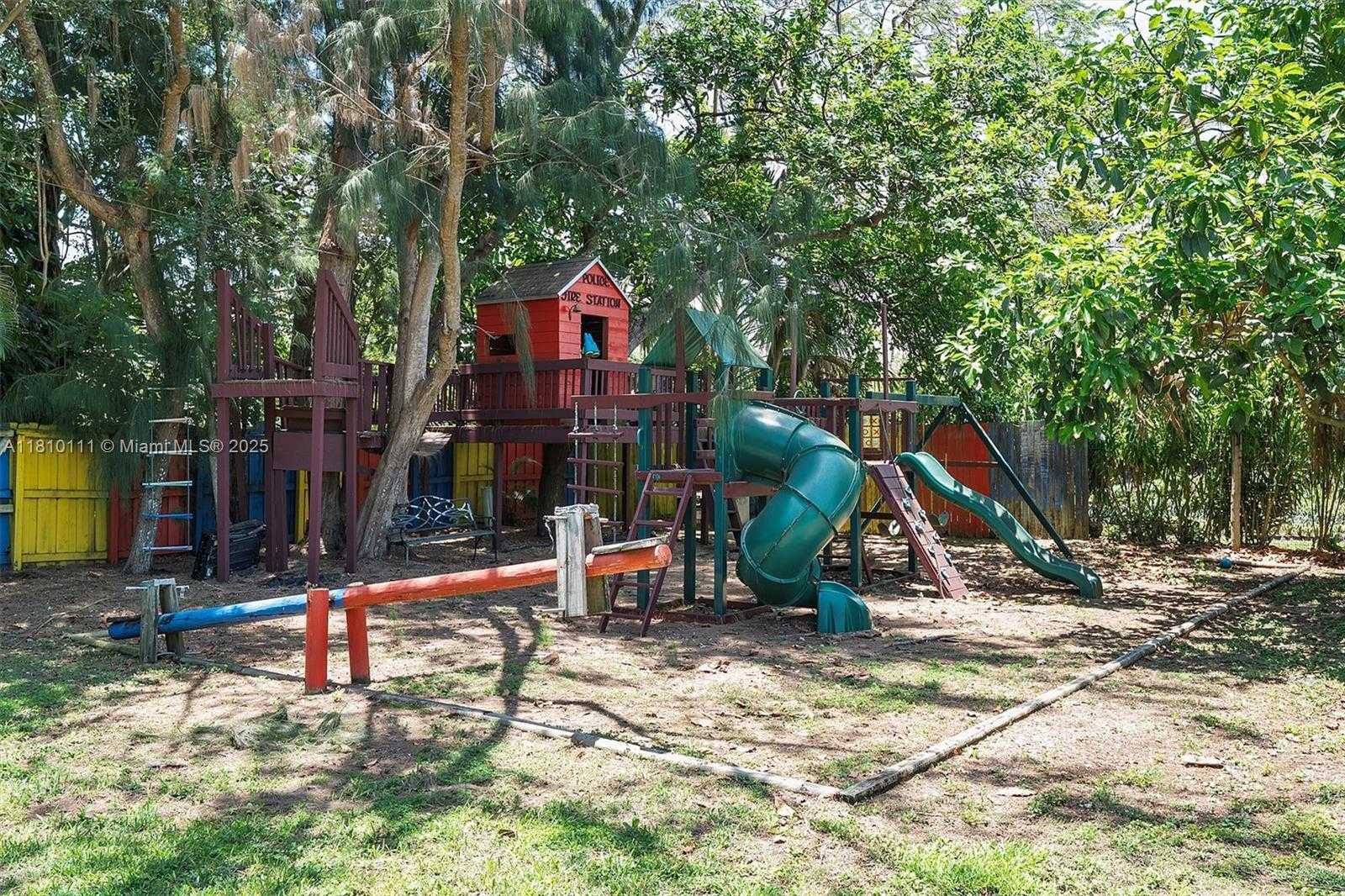 Small Image of 15960 SOUTH WEST 250TH ST, Homestead Number 81