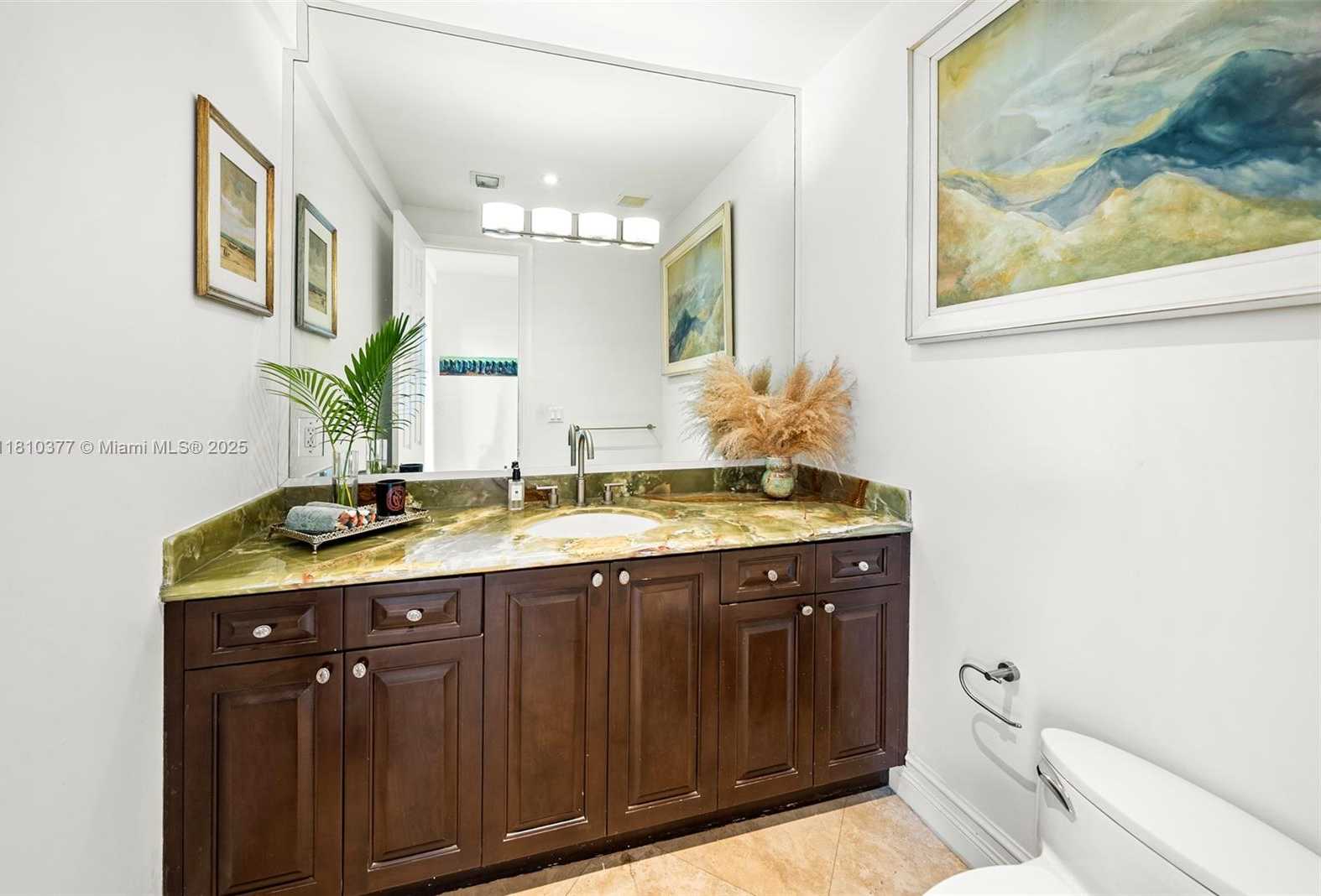 Small Image of 425 NORTH SHORE DR, Miami Beach Number 25