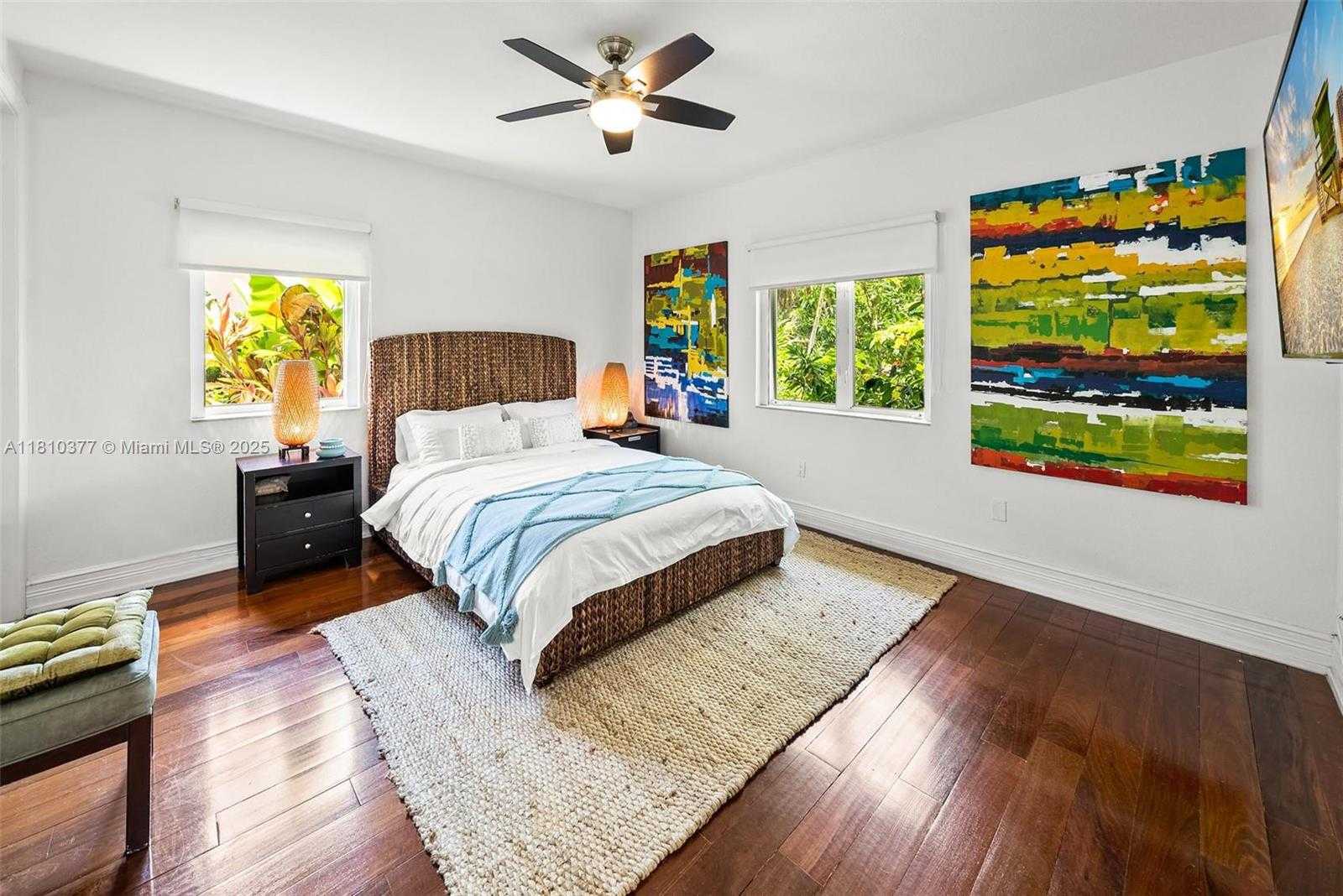 Small Image of 425 NORTH SHORE DR, Miami Beach Number 29