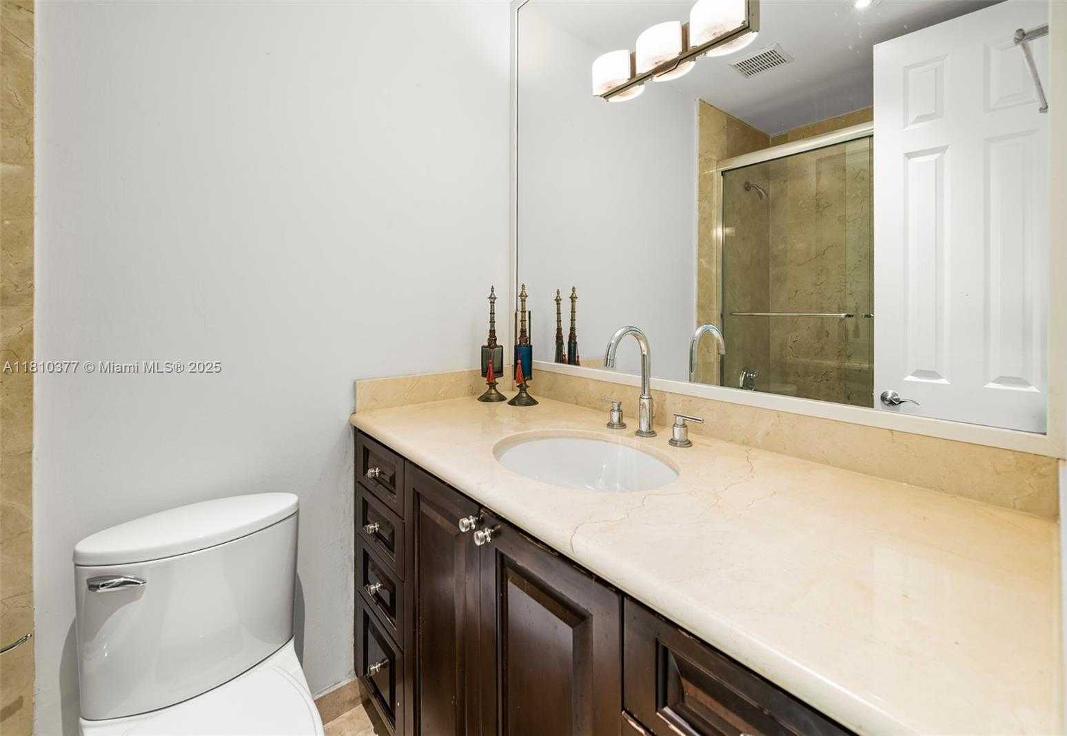Small Image of 425 NORTH SHORE DR, Miami Beach Number 36