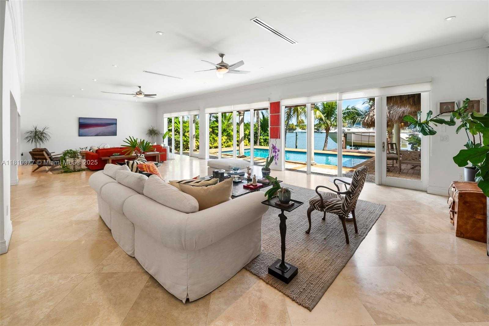 Small Image of 425 NORTH SHORE DR, Miami Beach Number 9