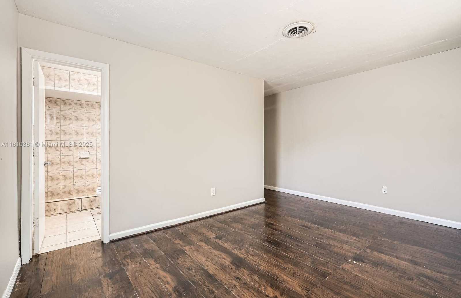 Small Image of 2200 NORTH WEST 42ND AVE, Lauderhill Number 12