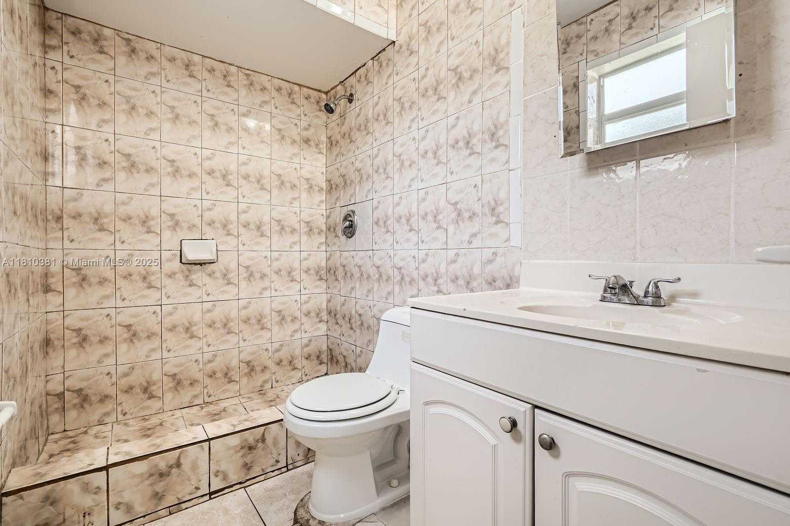 Small Image of 2200 NORTH WEST 42ND AVE, Lauderhill Number 13