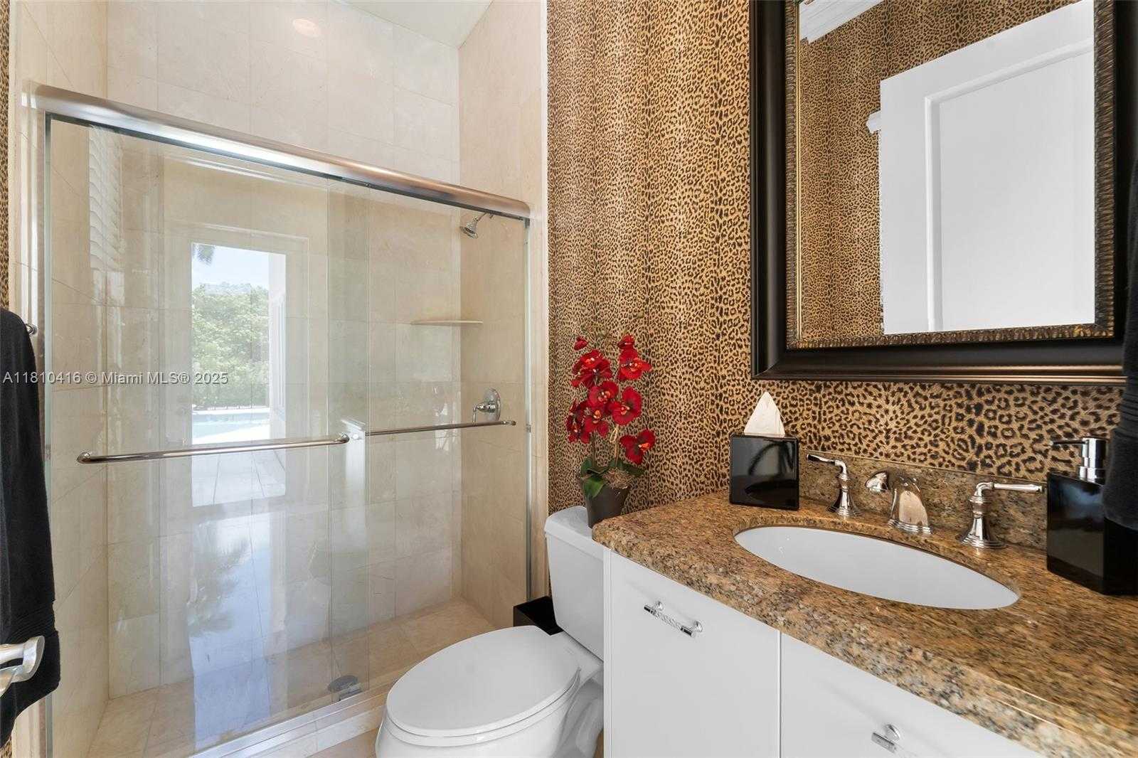 Small Image of 275 189TH TER, Sunny Isles Beach Number 16
