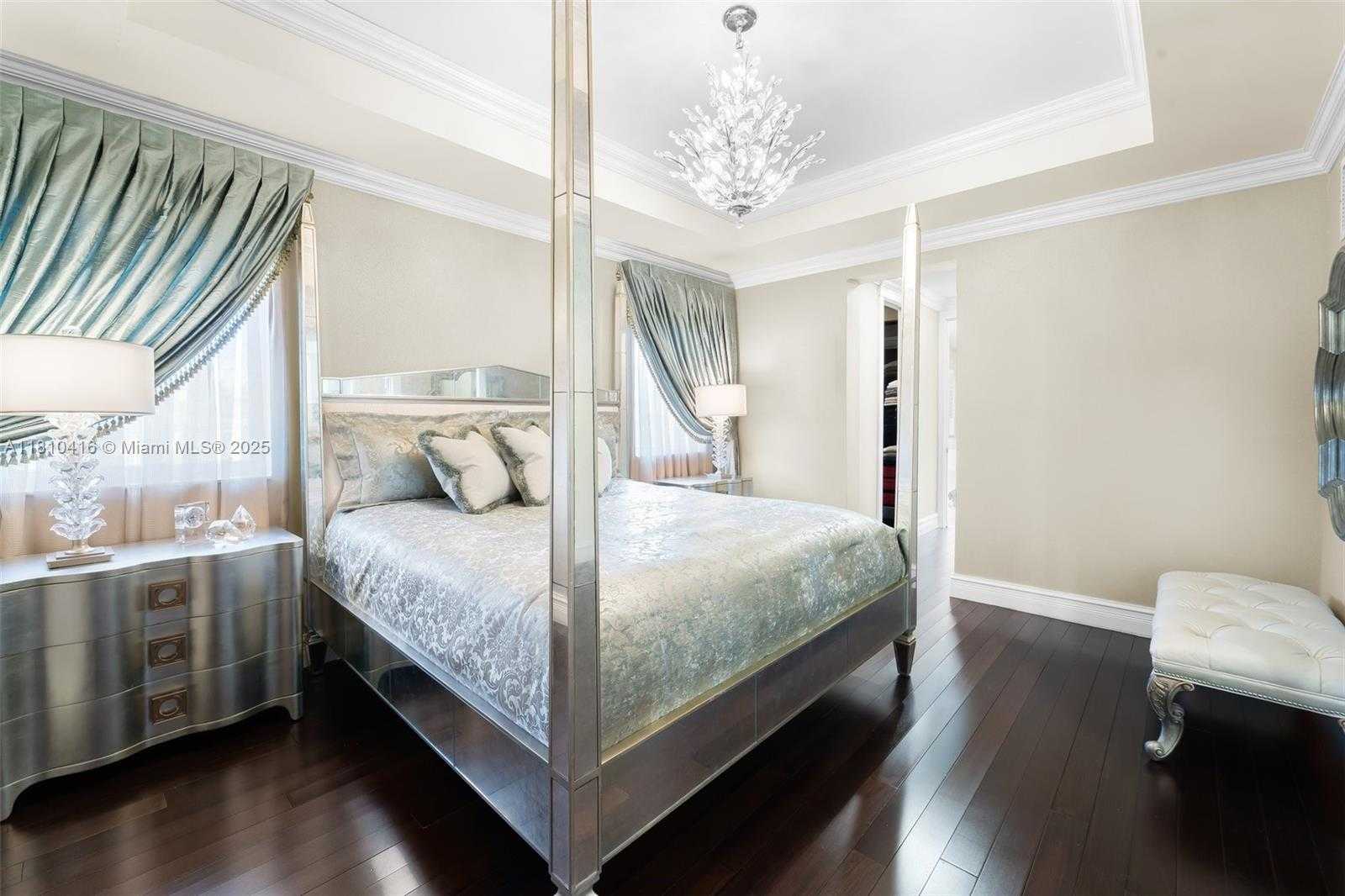 Small Image of 275 189TH TER, Sunny Isles Beach Number 19