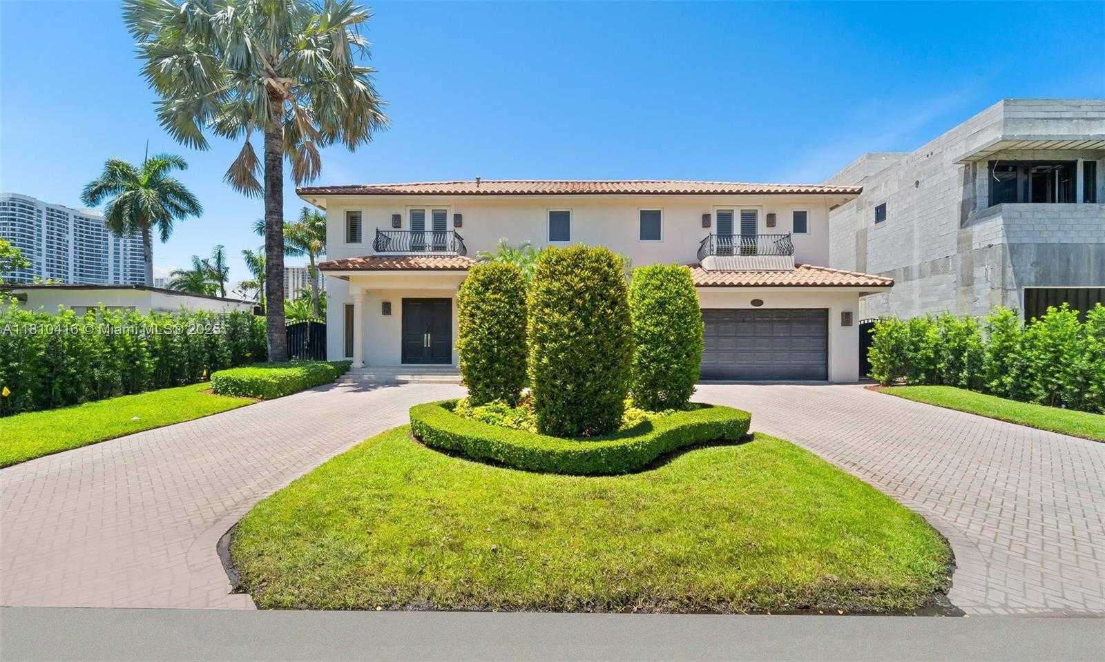 Small Image of 275 189TH TER, Sunny Isles Beach Number 2