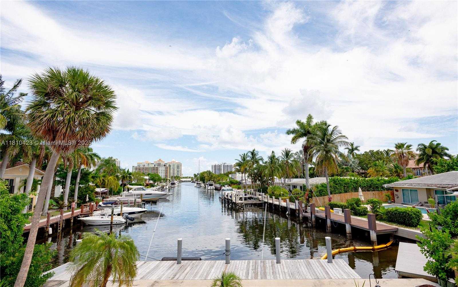 Small Image of 2908 BAYVIEW DR, Fort Lauderdale Number 10