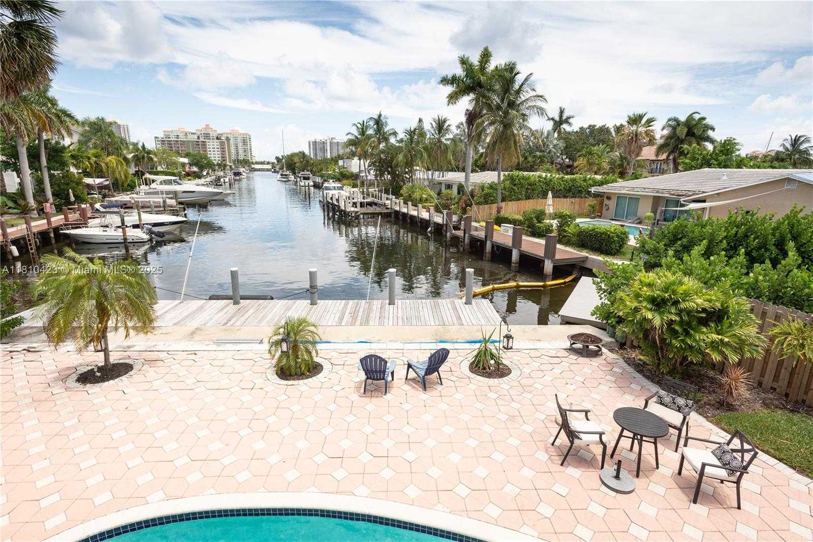 Small Image of 2908 BAYVIEW DR, Fort Lauderdale Number 11